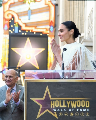 Click to view full size image
==============
gal-54.jpg gal-54.jpg