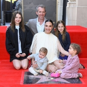 Filename=gal-30.jpg
Filesize=1160KiB
Dimensions=2048x1389
Date added=Mar 23, 2025 gal-30.jpg