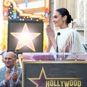 Filename=gal-54.jpg
Filesize=1130KiB
Dimensions=1640x2048
Date added=Mar 23, 2025 gal-54.jpg