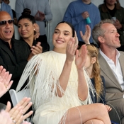 Filename=gal-70.jpg
Filesize=983KiB
Dimensions=2048x1365
Date added=Mar 23, 2025 gal-70.jpg