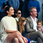 Filename=gal-76.jpg
Filesize=1014KiB
Dimensions=2048x1366
Date added=Mar 23, 2025 gal-76.jpg