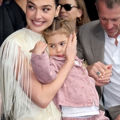 Filename=gal2-7.jpg
Filesize=1716KiB
Dimensions=1365x2048
Date added=Mar 23, 2025 gal2-7.jpg