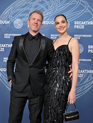 Click to view full size image
==============
11th_Breakthrough_Prize_Ceremony_2811129.jpg 11th_Breakthrough_Prize_Ceremony_2811129.jpg