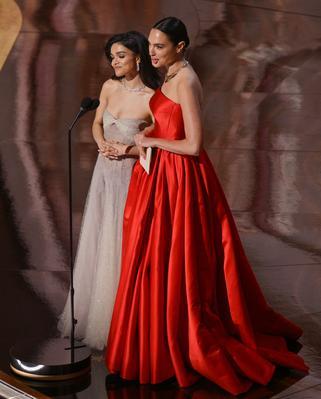 Click to view full size image
==============
gal10-36.jpg gal10-36.jpg